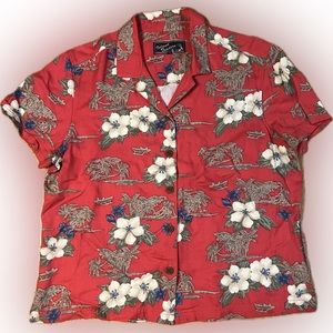 Hawaiian red short sleeve button down. wooden buttons Deadstock condition large